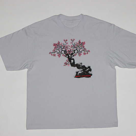 Boxy Bobb t-shirt with cherry blossom art
